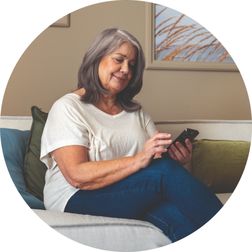 Dra nytte av Accu-Chek SmartGuide CGM-systemet.